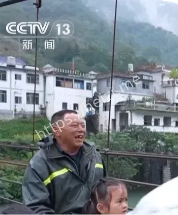 男子编造跳桥逃相亲